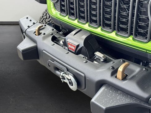 New 2025 Jeep Wrangler Unlimited Rubicon 392 image 11