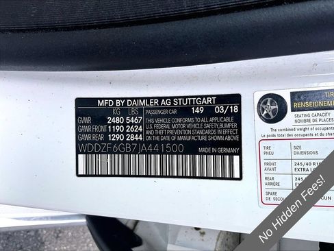 Used 2018 Mercedes-Benz E 400 4MATIC Sedan w/ Premium 1 Package image 28
