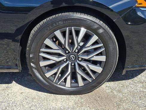 Certified 2024 Nissan Altima 2.5 SV FWD image 9