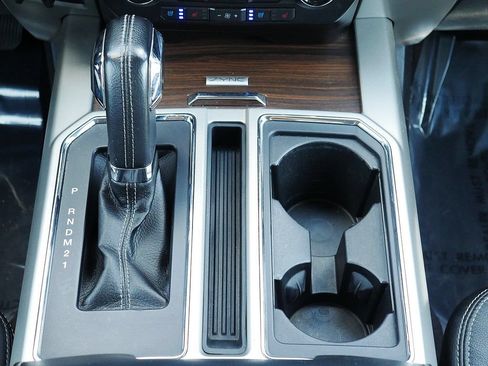 Used 2016 Ford F150 Lariat w/ Equipment Group 502A Luxury AWD/4WD image 24