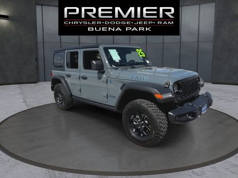 Used 2025 Jeep Wrangler Unlimited Sport S 4xe AWD/4WD image 2