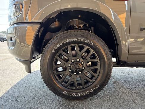New 2026 RAM 2500 Limited AWD/4WD image 6