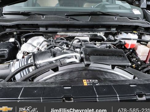 Used 2024 Chevrolet Silverado 2500 High Country w/ Technology Package AWD/4WD image 34