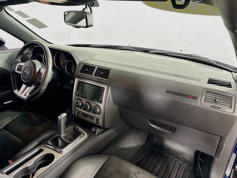 Used 2013 Dodge Challenger SRT8 RWD image 26