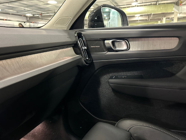 Used 2023 Volvo XC40 B5 Plus w/ Climate Package AWD/4WD image 20