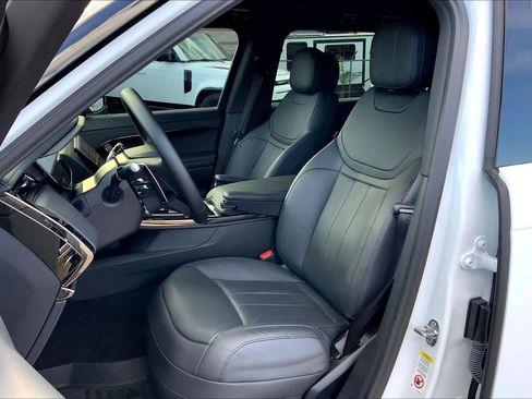 Used 2024 Land Rover Range Rover Sport Dynamic SE image 7