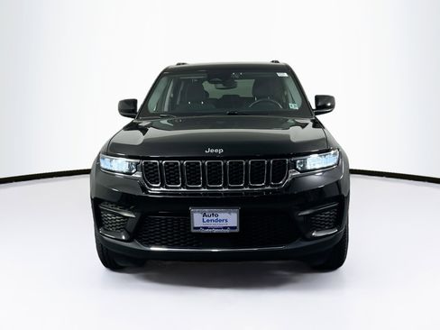 Used 2022 Jeep Grand Cherokee Laredo w/ Luxury Tech Group I image 2