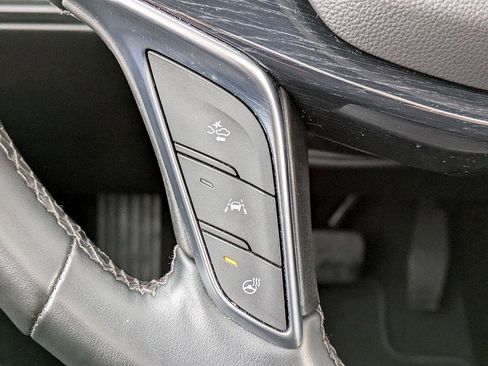 Certified 2025 Cadillac XT5 Premium Luxury image 18