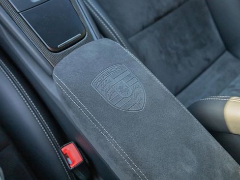 Used 2018 Porsche 911 GT3 RWD image 57