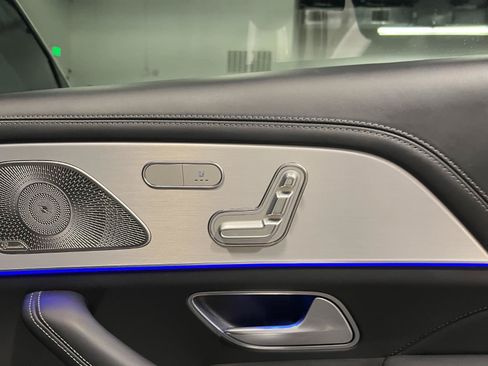 Used 2022 Mercedes-Benz GLS 63 AMG 4MATIC image 40