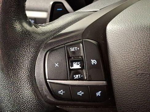 Used 2020 Ford Explorer XLT w/ Equipment Group 202A image 22