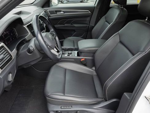 Used 2020 Volkswagen Atlas Cross Sport SEL image 15