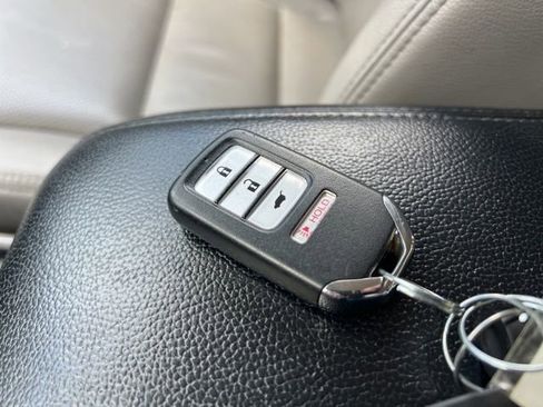 Used 2016 Honda CR-V EX-L image 17