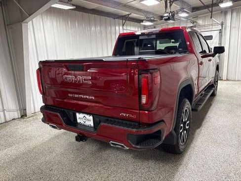 Used 2021 GMC Sierra 1500 AT4 w/ Technology Package AWD/4WD image 4