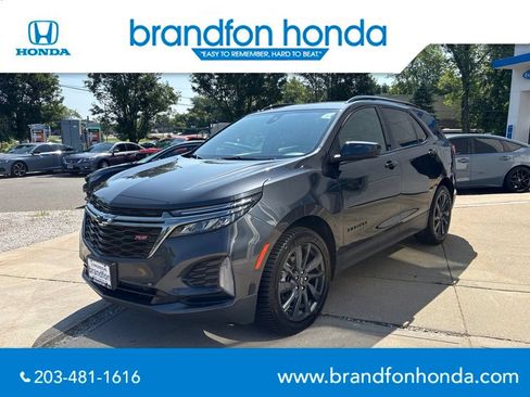 Used 2022 Chevrolet Equinox RS AWD/4WD image 3