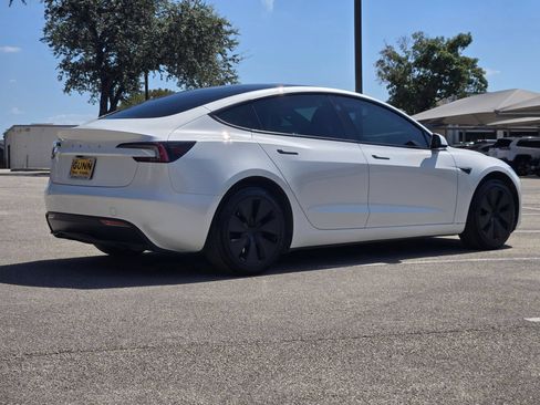 Used 2025 Tesla Model 3 Long Range RWD image 3