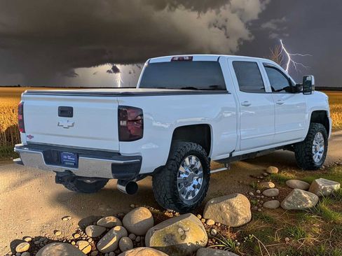Used 2019 Chevrolet Silverado 2500 LT w/ LT Convenience Package AWD/4WD image 6
