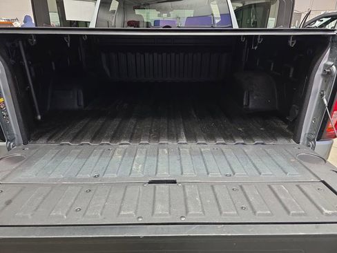 Certified 2024 GMC Sierra 1500 SLT image 12