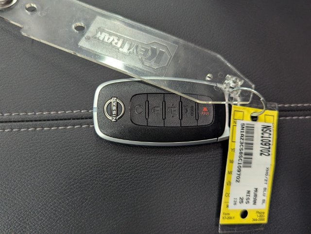 Used 2025 Nissan Murano SL AWD/4WD image 34