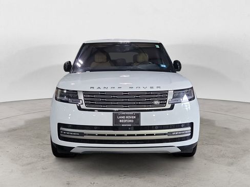Used 2023 Land Rover Range Rover SE image 8