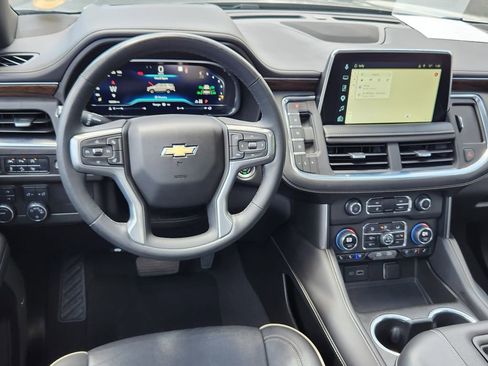 Used 2023 Chevrolet Tahoe Premier AWD/4WD image 9
