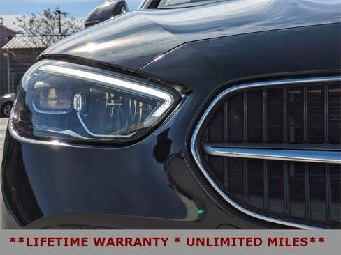Used 2023 Mercedes-Benz C 300 Sedan image 11