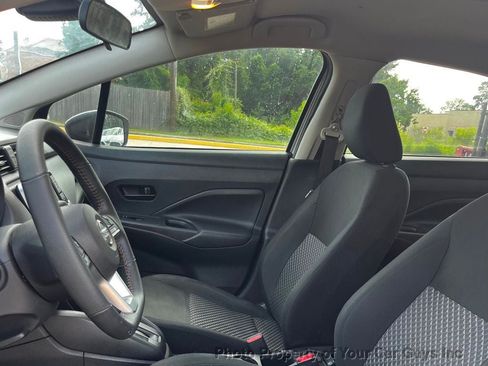 Used 2021 Chevrolet TrailBlazer LT w/ Sun and Liftgate Package FWD image 13
