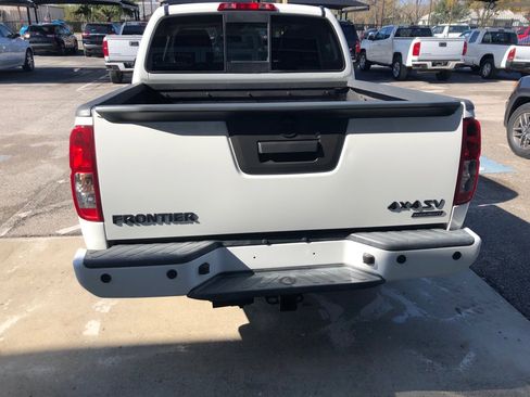 Used 2021 Nissan Frontier SV image 30