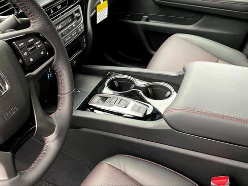 New 2026 Honda Ridgeline Black Edition image 13
