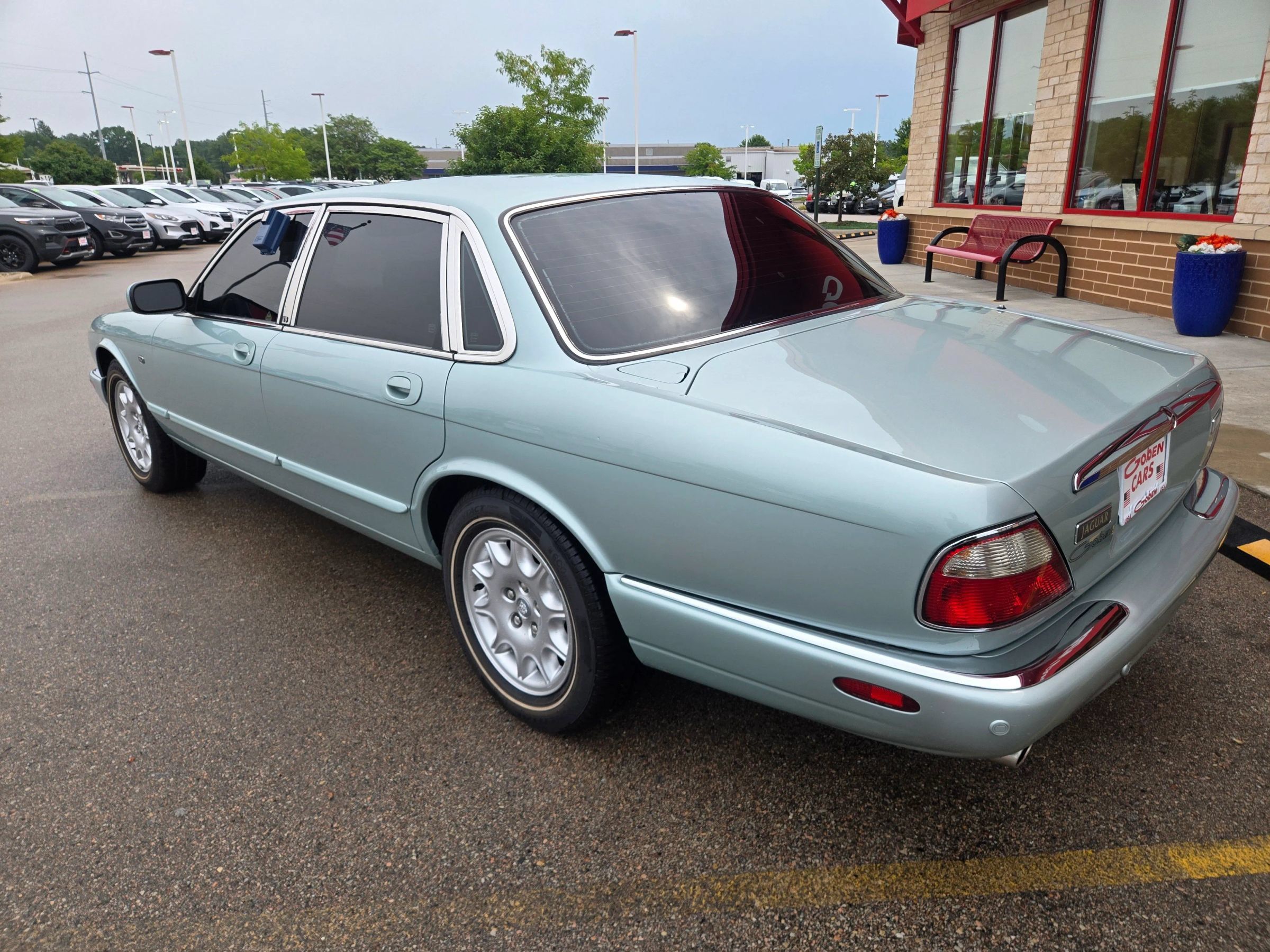Used 2001 Jaguar XJ8 RWD image 6