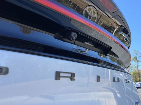 Certified 2025 Toyota Prius LE image 10