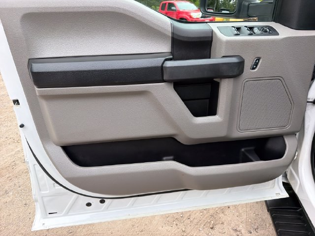 Used 2019 Ford F150 XL w/ Equipment Group 101A Mid AWD/4WD image 12