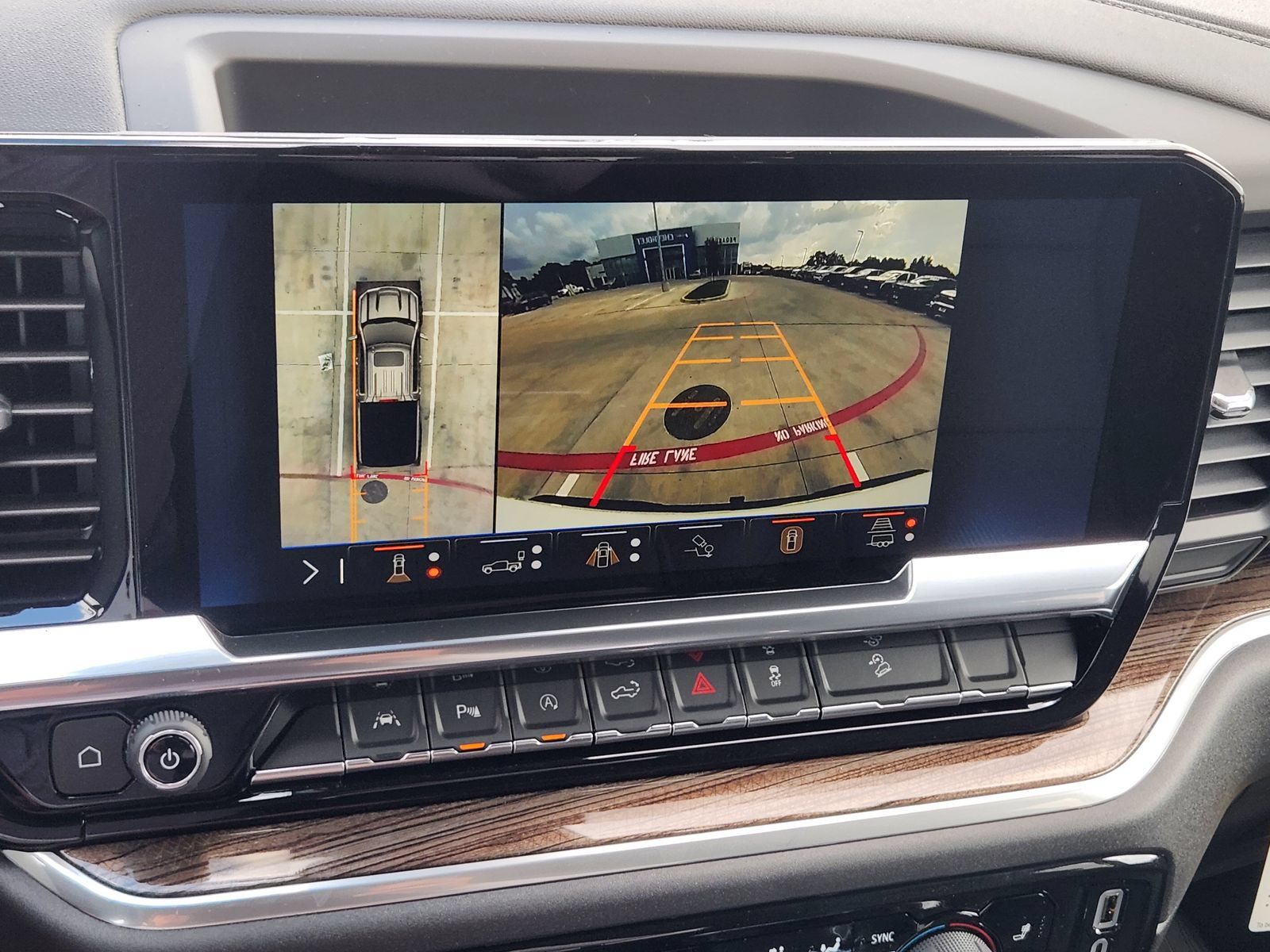 New 2026 Chevrolet Silverado 1500 LT Trail Boss w/ LT Trail Boss Premium Package AWD/4WD image 18