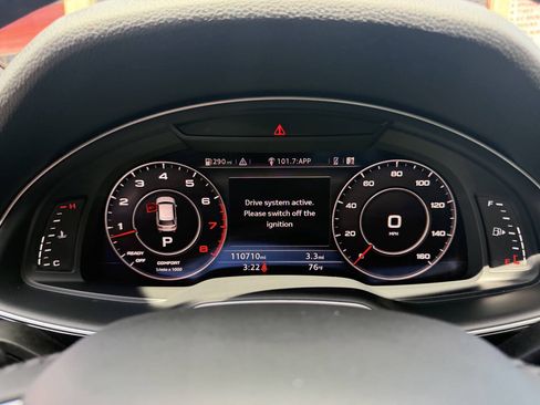 Used 2018 Audi Q7 3.0T Premium Plus w/ Premium Plus Package AWD/4WD image 31