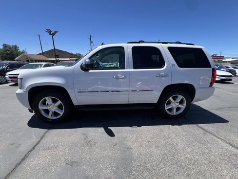 Used 2013 Chevrolet Tahoe LTZ AWD/4WD image 5