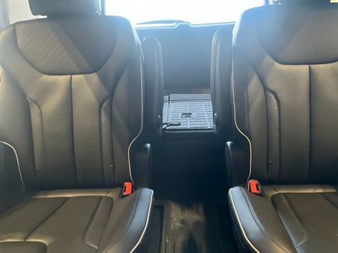 Used 2025 Hyundai Palisade XRT AWD/4WD image 19