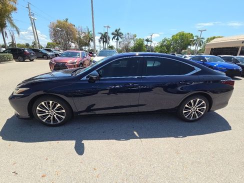 Certified 2021 Lexus ES 250 w/ Premium Package AWD/4WD image 25