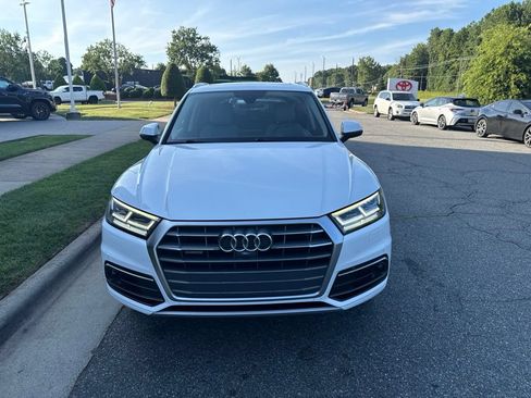 Used 2018 Audi Q5 Prestige w/ Prestige Package AWD/4WD image 3