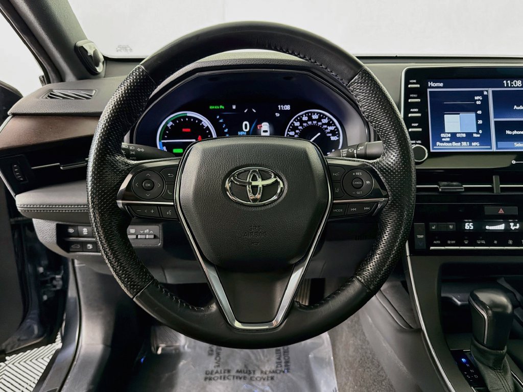 Used 2022 Toyota Avalon Limited w/ Advanced Safety Package FWD image 11