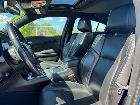 Used 2019 Dodge Charger SXT w/ Plus Group AWD/4WD image 7