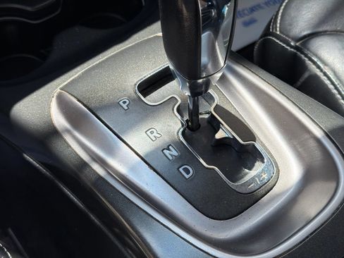 Used 2019 Dodge Journey Crossroad FWD image 32
