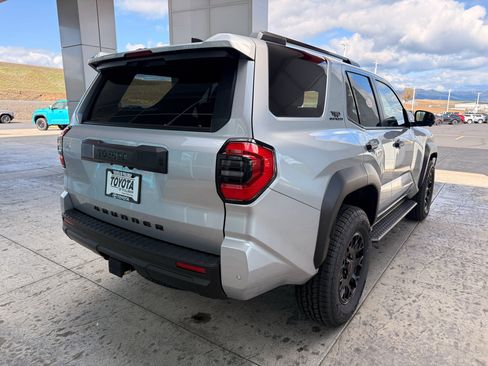 New 2026 Toyota 4Runner TRD Off-Road Premium image 15