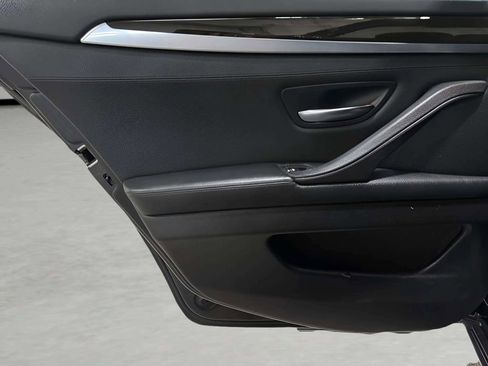 Used 2011 BMW 528i Sedan RWD image 17