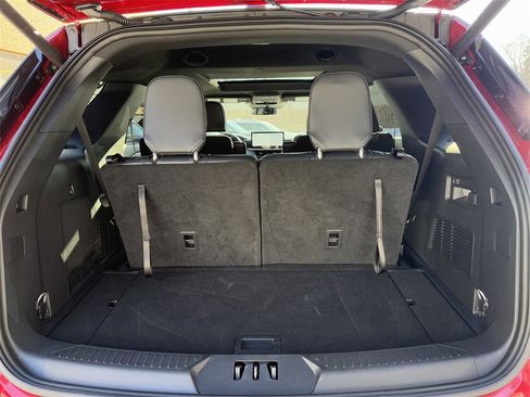 Used 2025 Ford Explorer ST-Line w/ Premium Package image 30