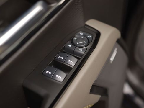 Used 2024 Chevrolet Silverado 1500 ZR2 AWD/4WD image 27