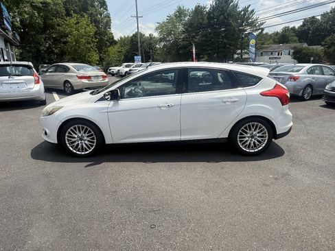 Used 2014 Ford Focus Titanium FWD image 6