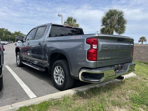 Used 2022 Chevrolet Silverado 1500 LT w/ Bed Protection Package AWD/4WD image 5