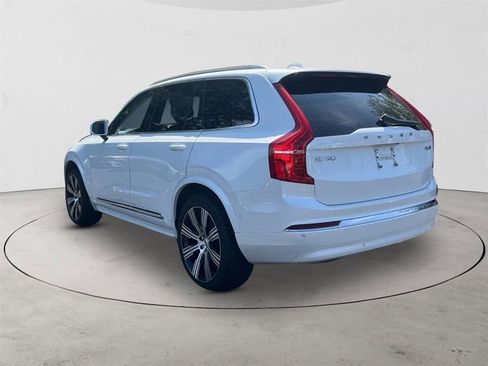 Certified 2024 Volvo XC90 B6 Ultimate AWD/4WD image 3