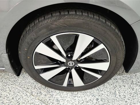 Used 2022 Nissan Altima 2.5 SV AWD/4WD image 13