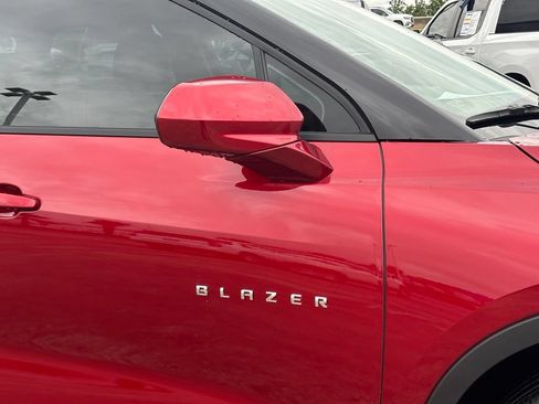 Used 2026 Chevrolet Blazer LT w/ Convenience Package FWD image 8